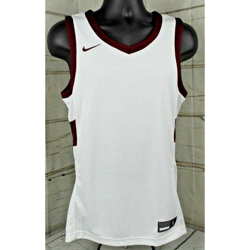 CQ4349-115 Nike Basketball Top NWT Size Small